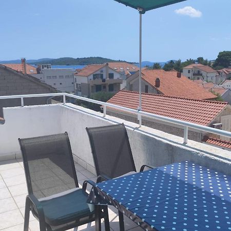 Apartments Suri Vodice Exterior photo