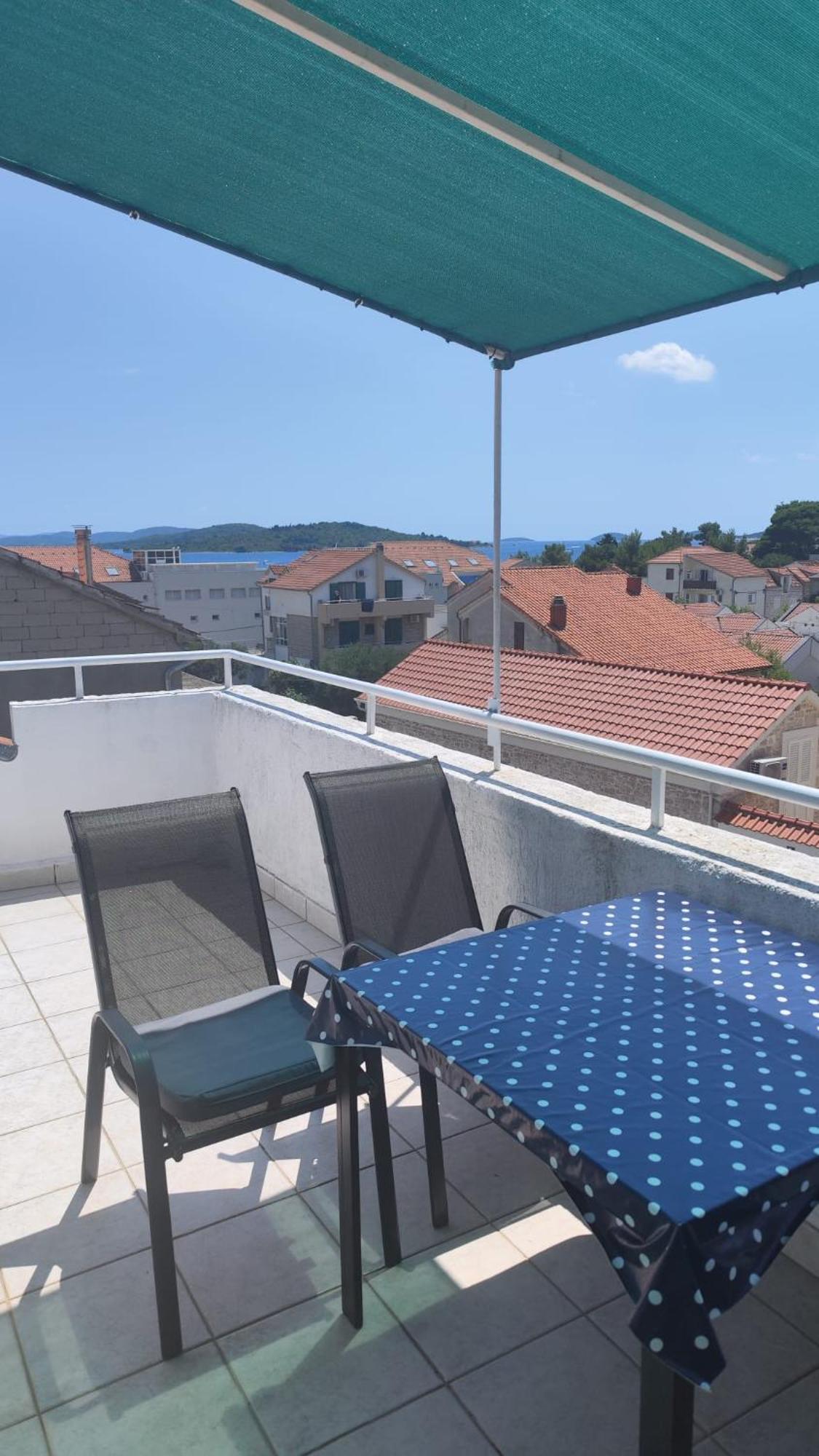 Apartments Suri Vodice Exterior photo